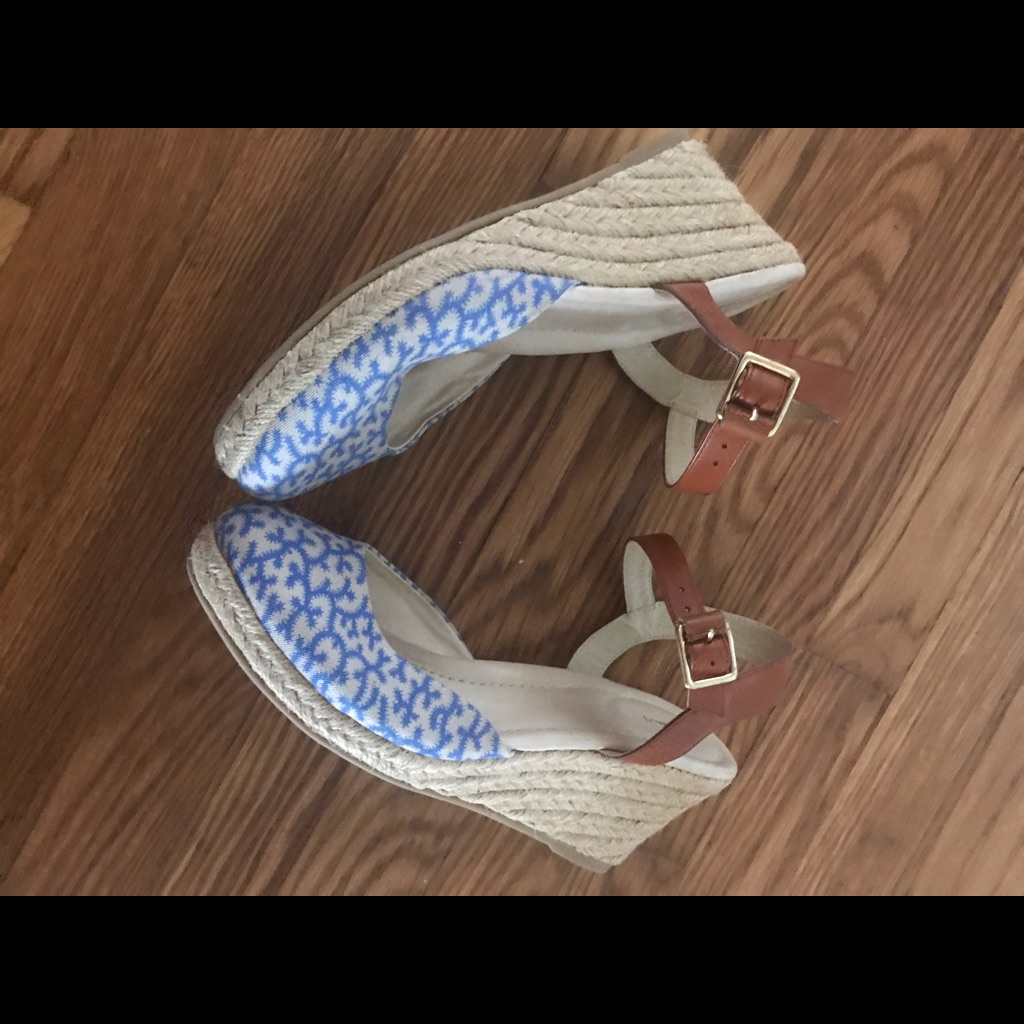 Land’s End Size 9.5 Wedge Espadrille Sandal Blue
